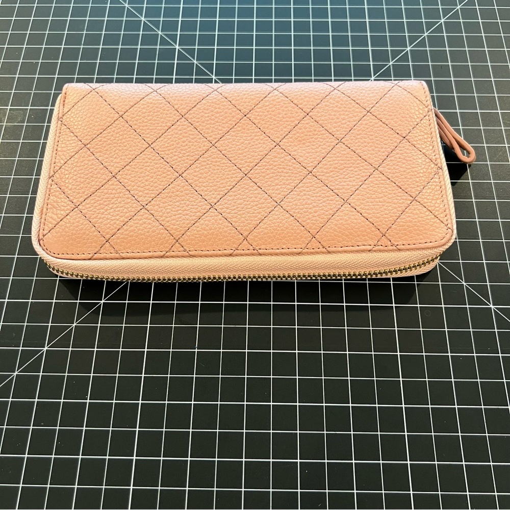 ❤️NEW Pink Leather Weeks or Mega Weeks cover/wallet